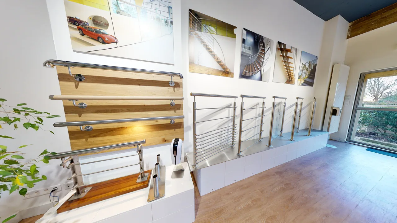 Mise en situation de garde-corps dans le showroom