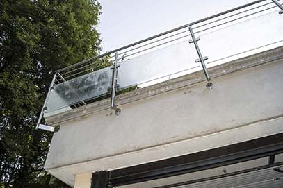 La rambarde d’escalier extérieur 