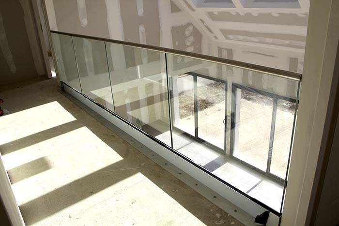 balustrade tout verre