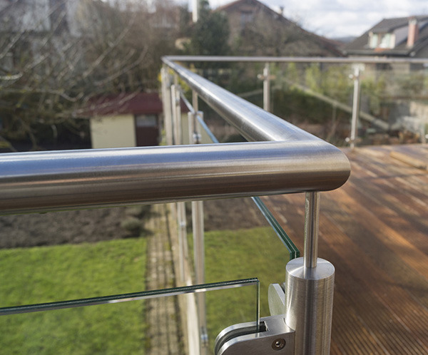 Garde corps inox sur balcon