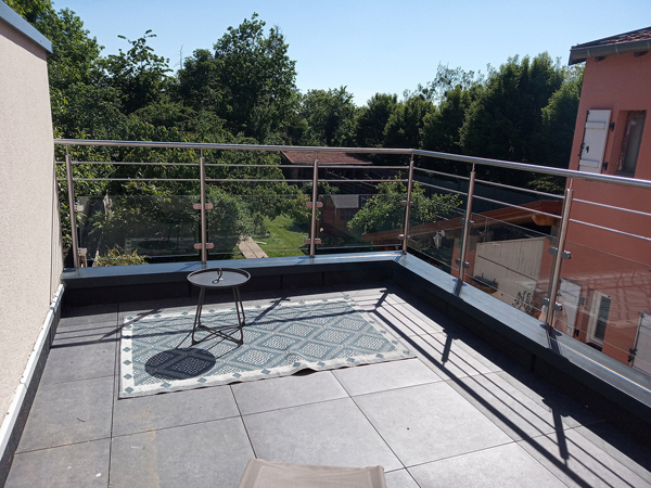 Garde-corps de balcon sur mesure par Inox Design