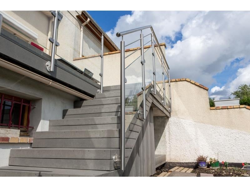 escalier garde corps terrasse extérieure dans le Val d’Oise 95