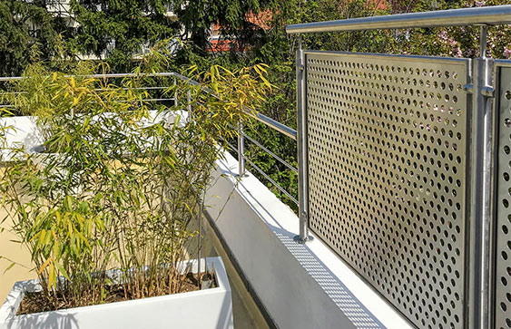 garde-corps acier exterieur terrasse