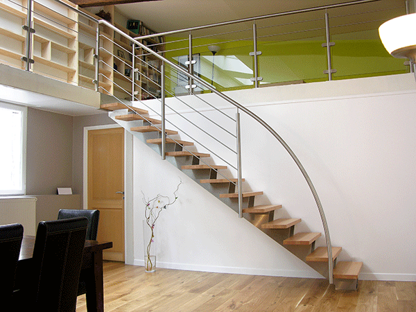 escalier à crémaillère inox