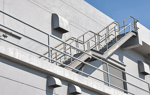 garde corps escalier industriel en zinc