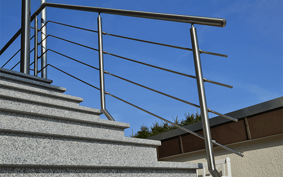 Balustre moderne en inox Balustre inox moderne