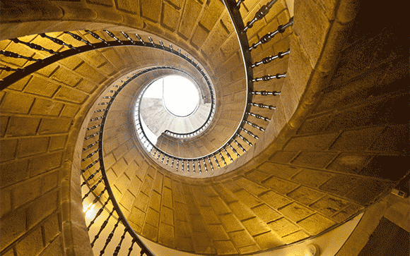 grand escalier débillardé