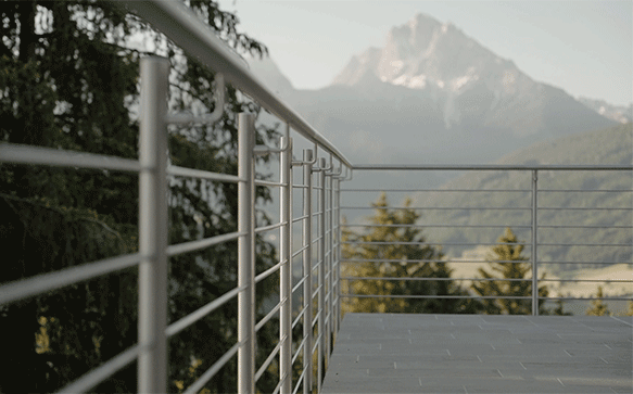 garde-corps inox terrasse à 5 barres 