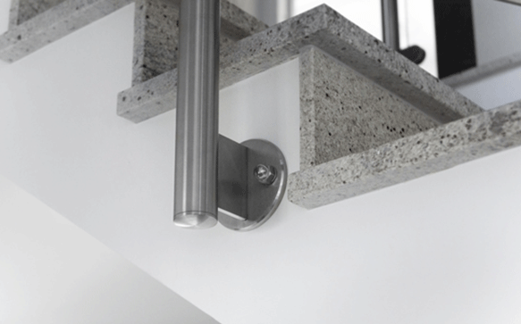 platine de fixation laterale en inox pour poteau escalier