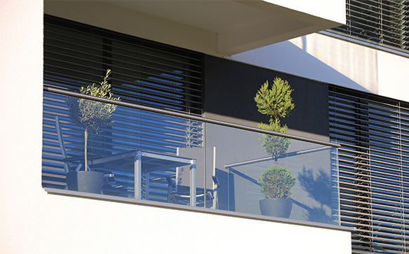 garde-corps en verre pour balcon et terrasse